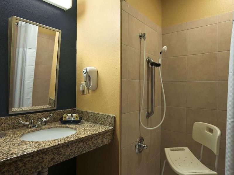 F6B765EBEFE15B66A496E15CB3B9A889