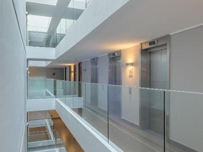 6B8EE120CFFE33E9EDBDA13AD658D413