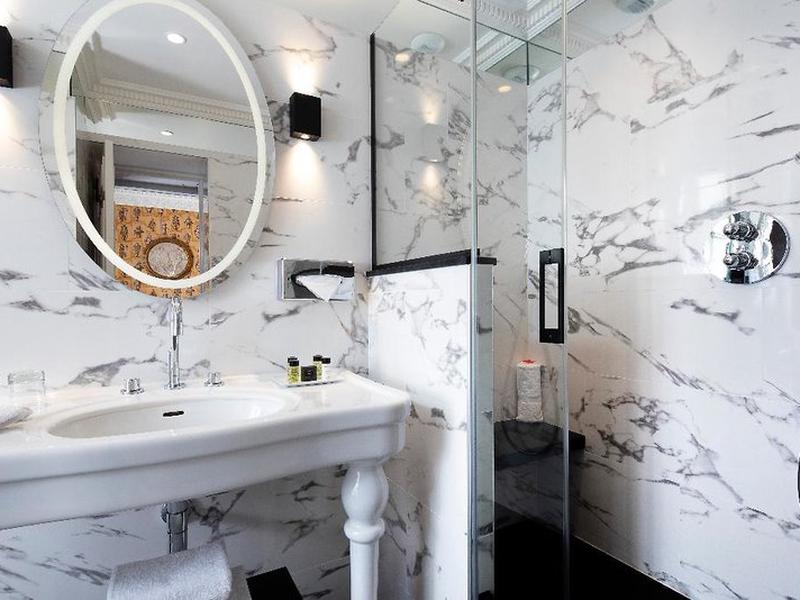 E89E318EAB3687CD8345EE9F77F9479D