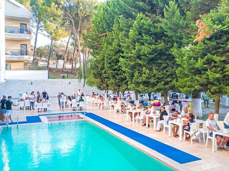 B39981E2DD7717369C8A8115D06A6D94