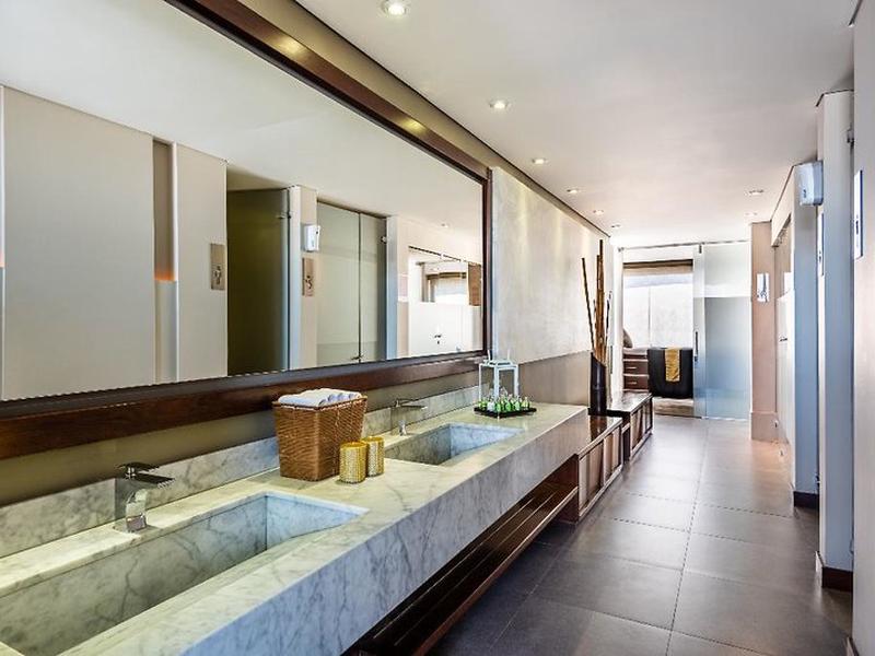 2E94F5B12A18195C66E749A9C56AB19C