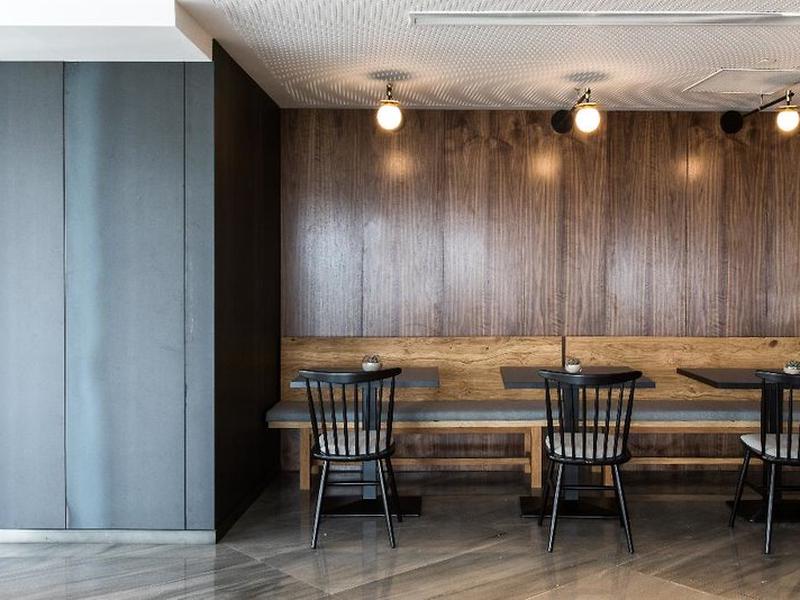 64C7F0F2E9C67F3863D584F9F0A72ABC