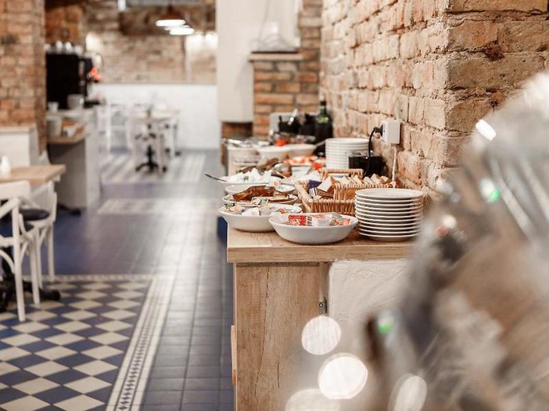 5E628FB586869FDE6B3F14388188F009