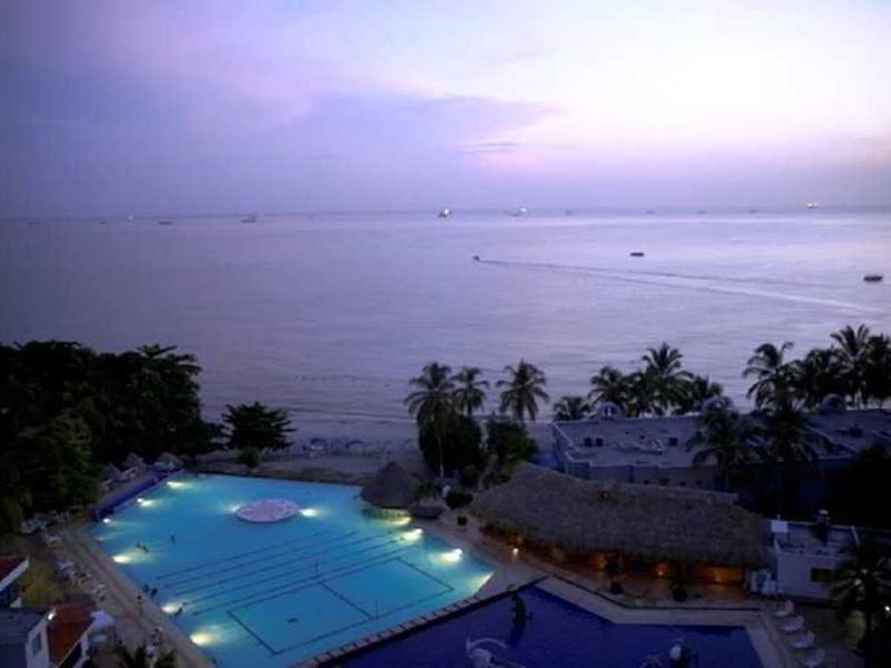 3519C1A8D2C76D688D43DA58313594CF