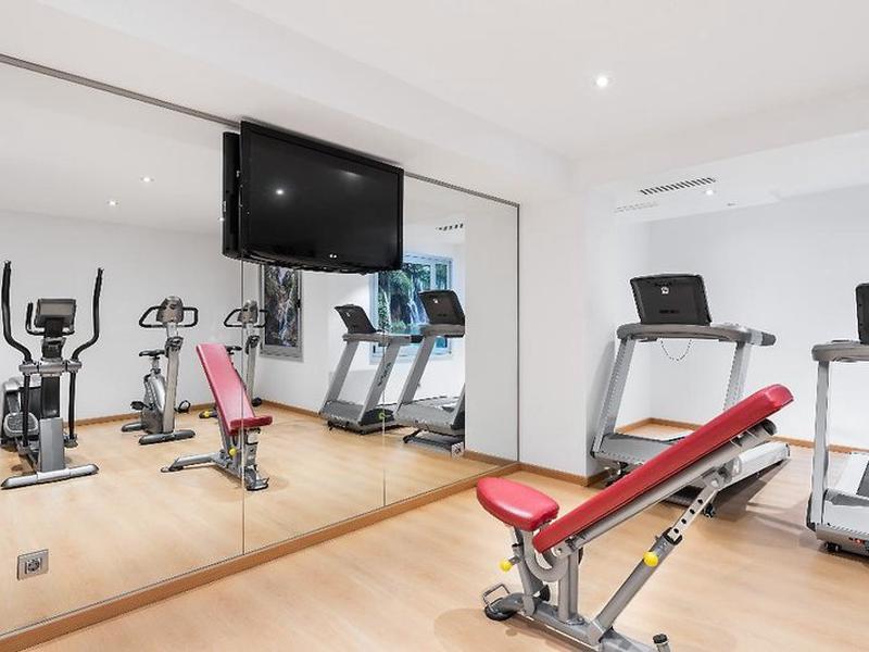 1572A742BC64095D00E95608D9E54972