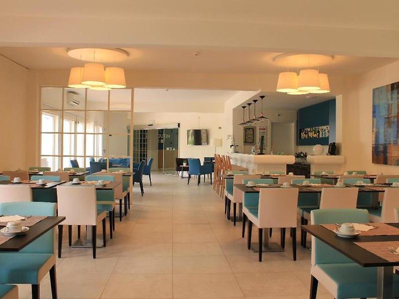 986ECB4308BC949B8B38BD5C0A3F459B