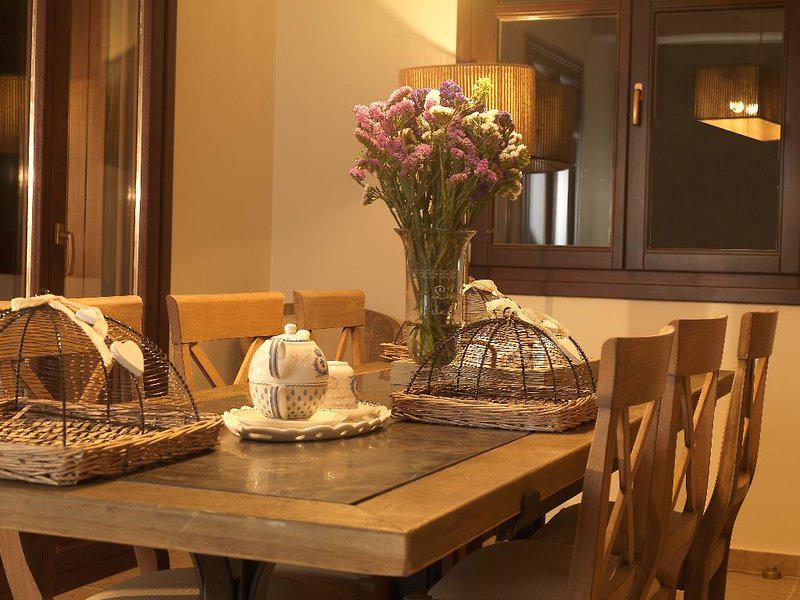 7C4A5F76F8B6C177DDBEC7CA4E6C7086