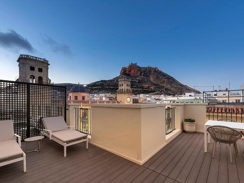 4018DAA8F2FC6A7817EA8E8A09CA388D