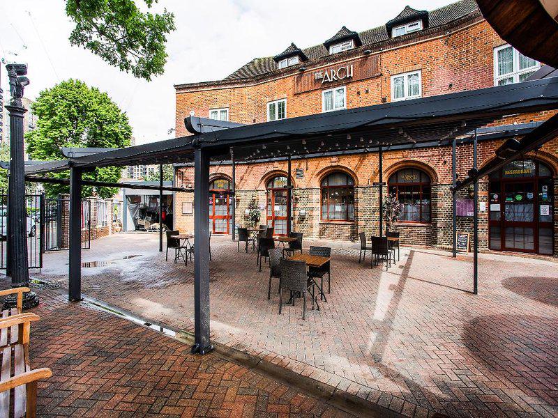 63998839AB21B82BB781D20CECBB7AB2