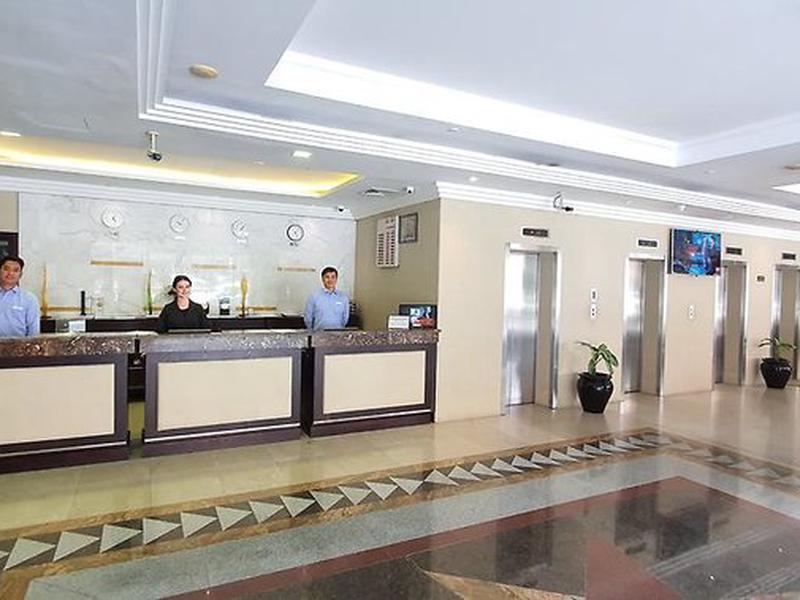 168E35EA5540CDB9EA6EBF7C9F17C0B4