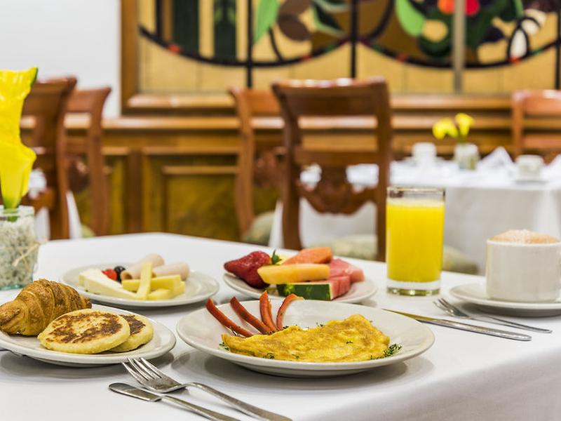 127FC8EADFFA9340969F7989636A7872