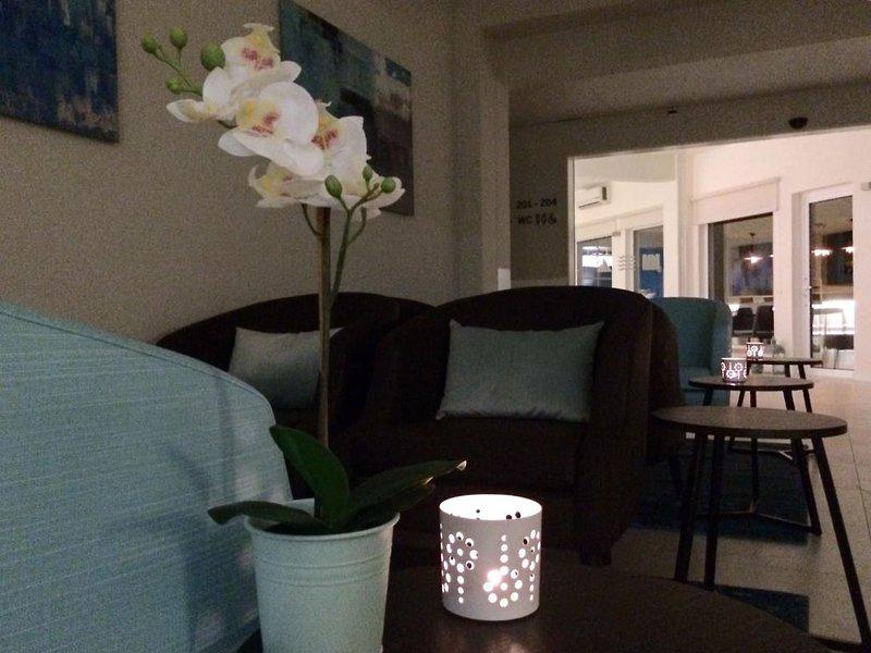 6DCF0709802F5B38F76730D4A5D8A736