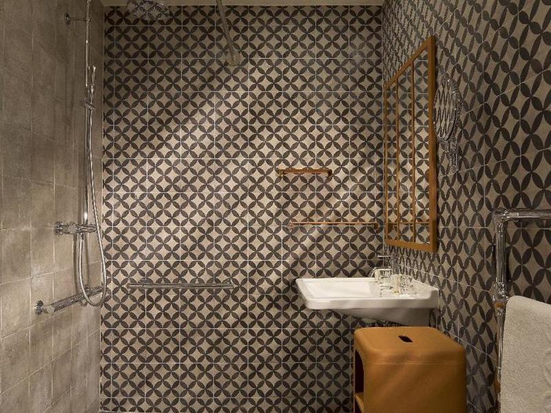 F145DBD4AB6DA0866C9B10E03B946665