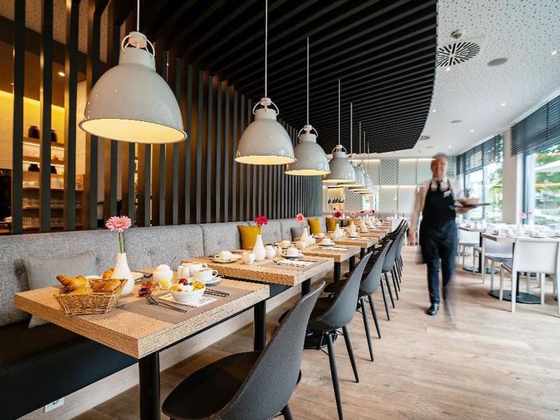 C9ECF8CFEBFD3B777DC07D7696B00031