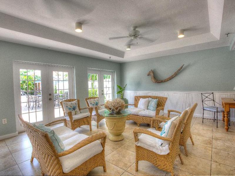 91F42E3826AA41EBB40F9A971AF4364F