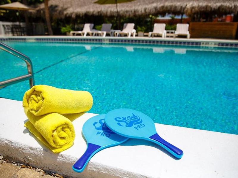 AECF2DC2A4BAF781D3DE83CFFF9AB87B