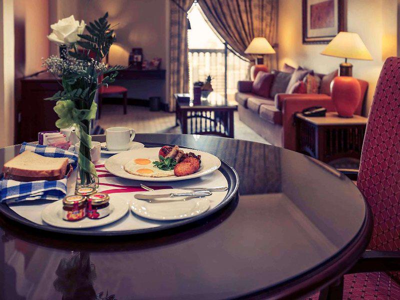 06908683D44AABD569519A78772B244C