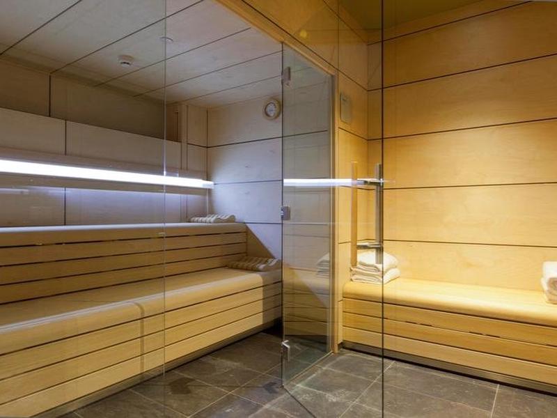 679098D9E746D2A8E787B9039B99D75A