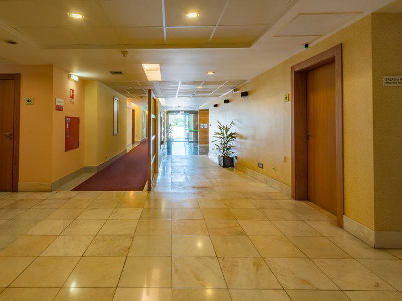 52B3A2CDD9B81F23F436B7FB74368E66