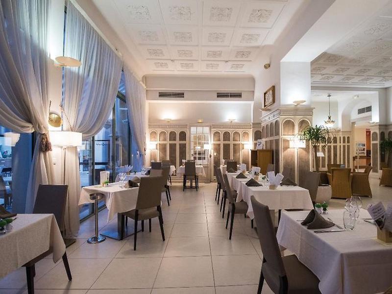 15C0B15940A11F8BD58E3D56AC9F8712