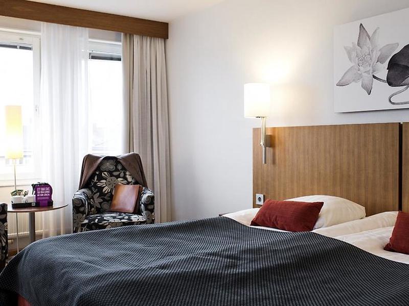 C8FFBFA55DE153D2F7087AC5CB1E2424