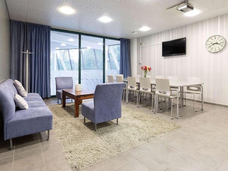 DA92DCEEA443A46318D38791407DE6E5