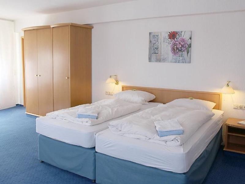 132B557EC44EF755D79A60069E2C486B