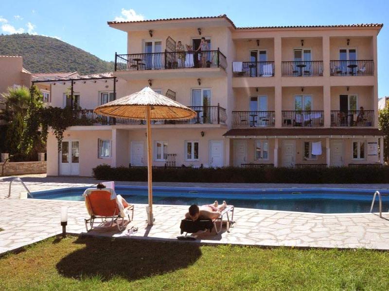 ECC76223F2770D72F0D5BF3EDE8A442C