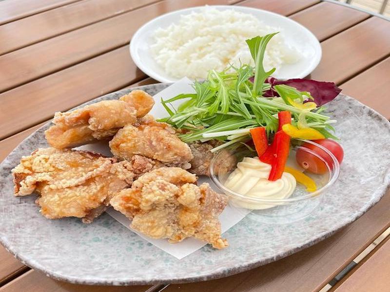 E7B423BB06B106AA3D24315FD620CE58