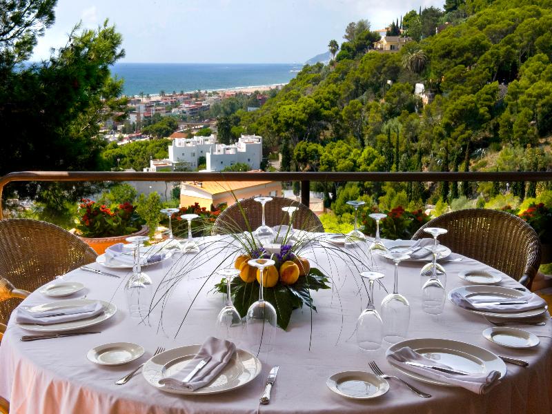 92F77A942E4FF56911B559DF5DF635A8