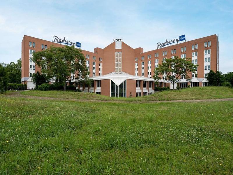 EC61DDA7A334DF639B9BD66C5DEA3EB5