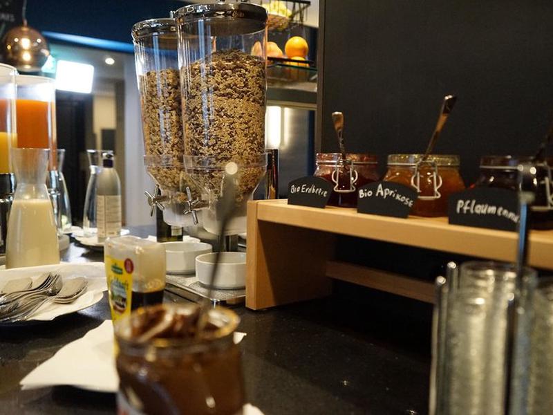 5DBF9CF898DD5D8030CA64A724C9060A