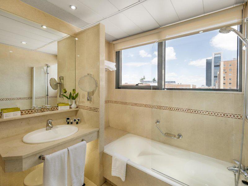 CC7A5E471F6EB9378DD8415EC9670512