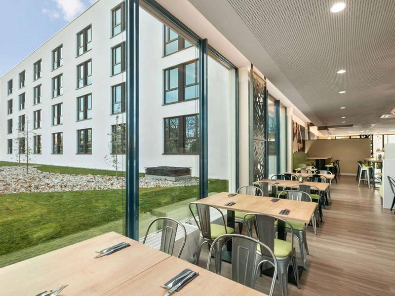 8BEF911576C7370B366C870CE8AA52A5