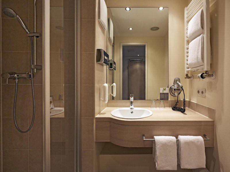 D65A3798A6CE764DF8469A0FCB37A924