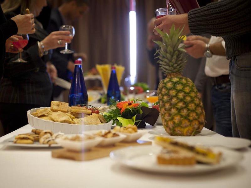 E81F004ED724AD45148EBCE6081D3F11