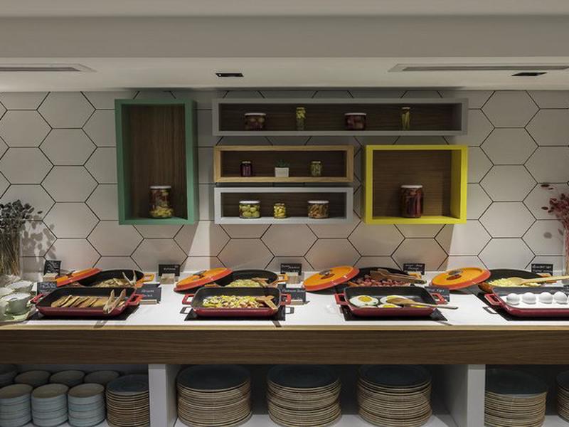 B9BF394FC43B65943F8E306DB7D43E4C