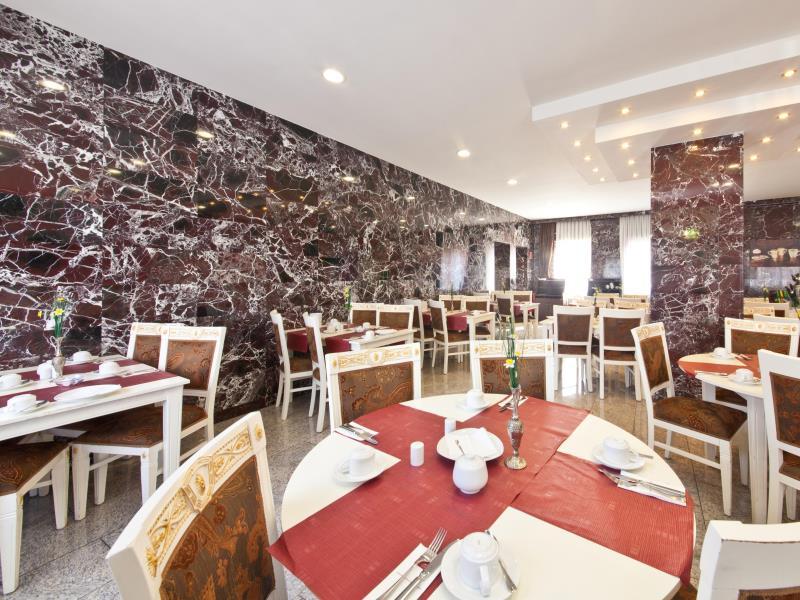 18DB17F3EAB305B0BC0D4A331860C771