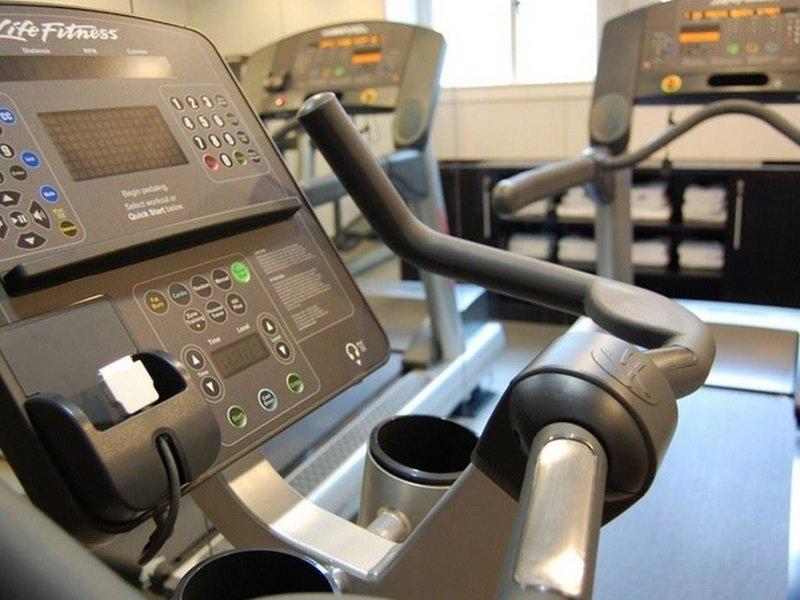 21B3ABA3FA960144C544E48AF4EC675B