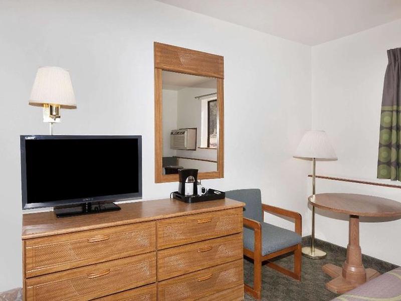 7C9D462F078343BC0EF546AC06226611