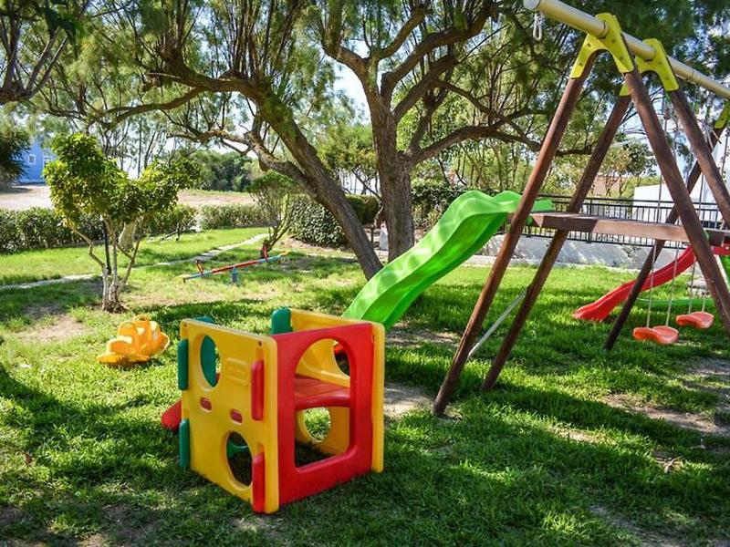 E7A65CB526A8F89B3771749BD99F2456