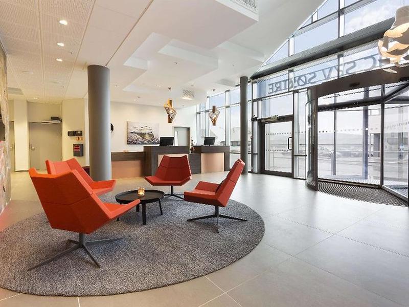 AAAC0B69022BDBA78940DFDDF0CE45B0