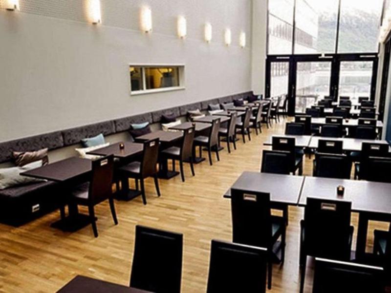 B035A57E741E683F8ED8251BB5BC2D62