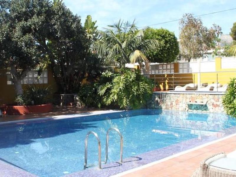 53BDFA3FA94DE7F3EFB47CA5938BB782