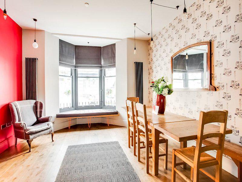 05F4FDCAFF04177BA97C820EA2AA6187