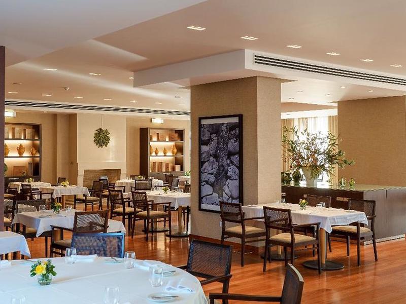 9CEC7C2AD8E7ADC618F76D6D90511D88