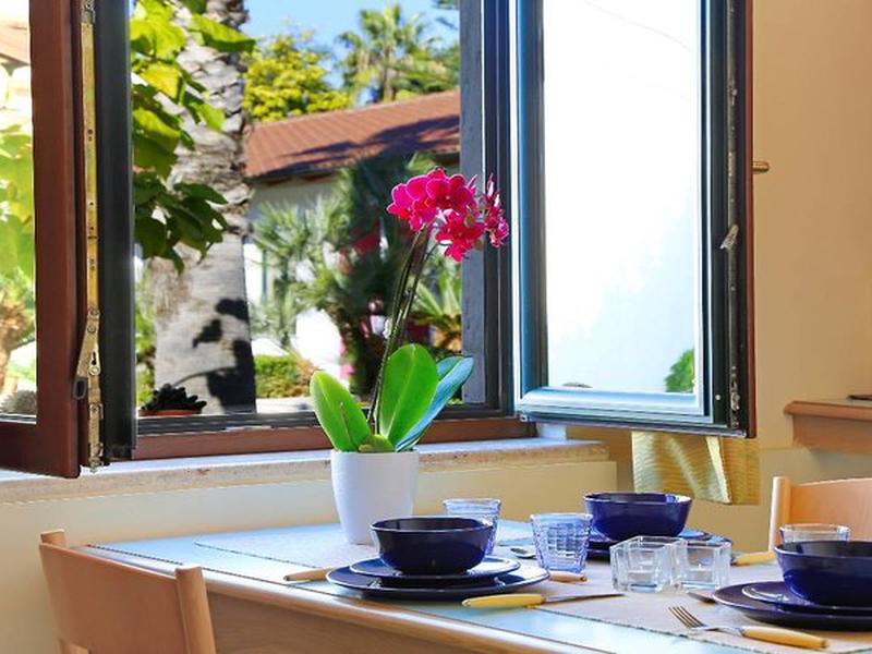 BEA395CB7879C76521EE1F79BD78436F