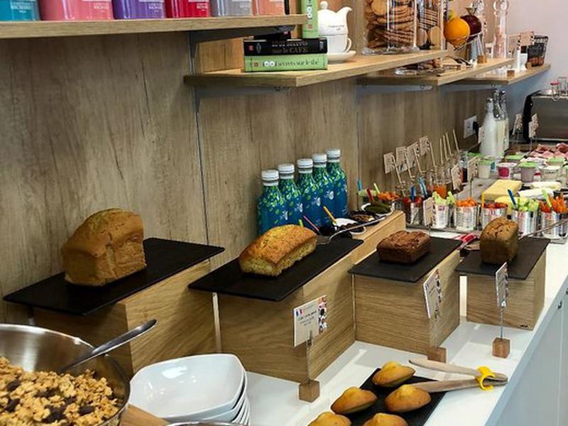 BF6F3F9546687788D35627BC1B800D03