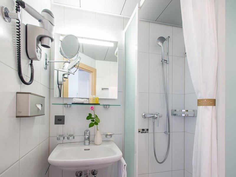 6FD81532C3981BAFC4F4F080A83E4662