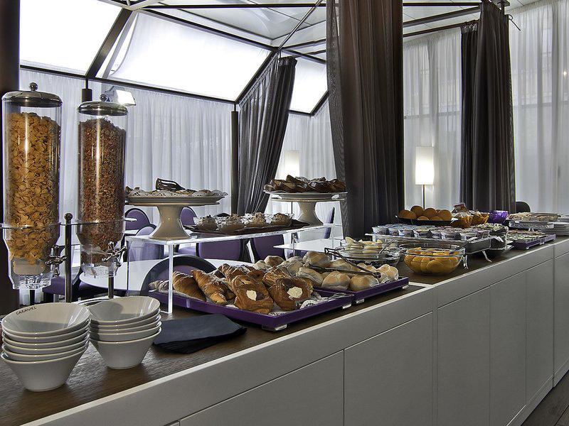 46ECE439EF5E5F41B4FF6E9092D9B50D